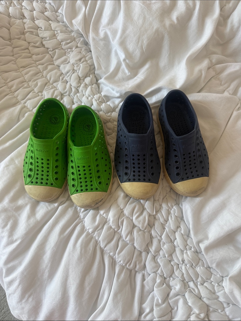 Native Jefferson Slip-On Kids Shoes - Green & Black 2 size 8
